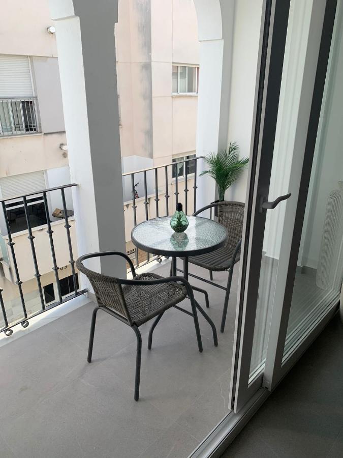 Encanto I Solo Familias Y Parejas En Zona Centro Conil De La Frontera Eksteriør bilde